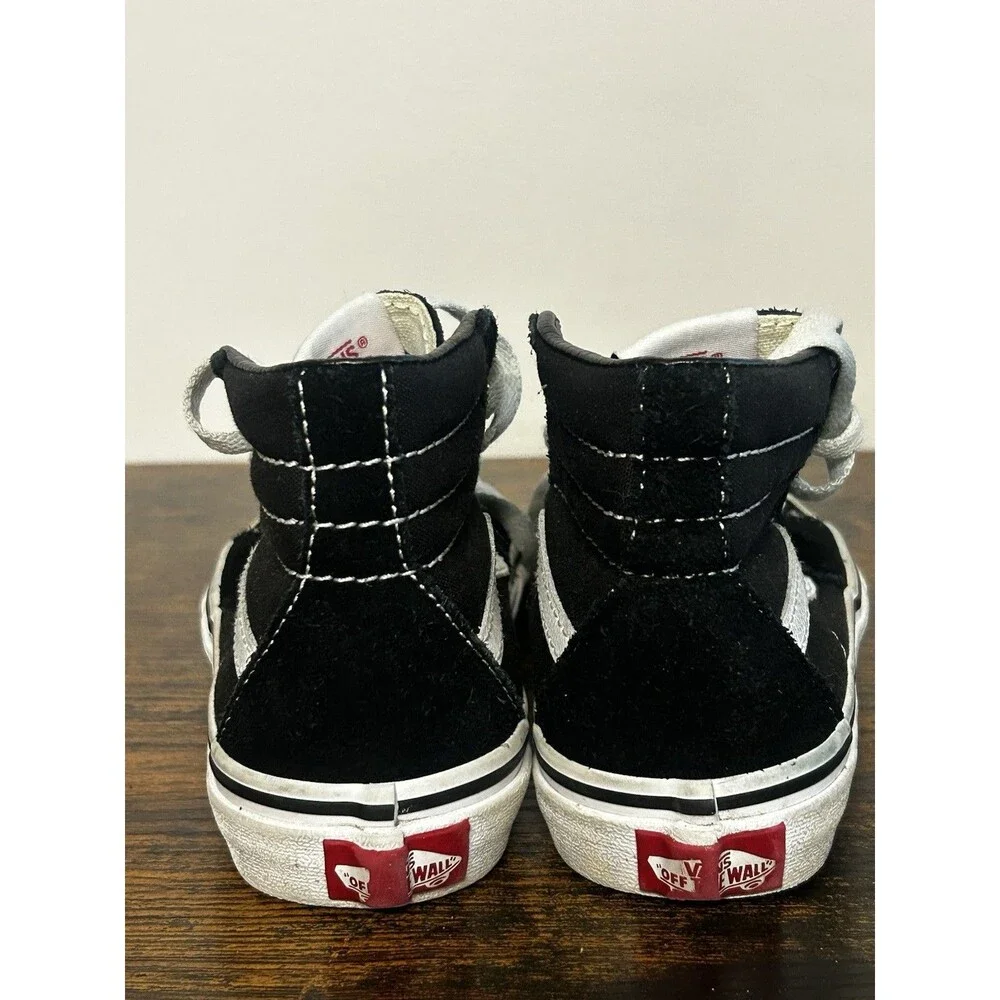VANS Sk8-Hi Sneakers Black with A White Side Stripe High-top Kids Size 1 Youth